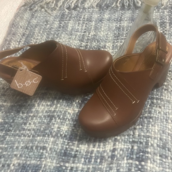 B.O.C CLOGS BROWN, COMFORTABLE, MUST HAVE ππΎππ½π - Picture 3 of 7